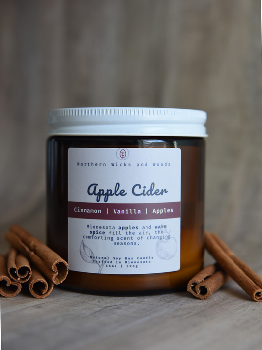 Apple Cider  14oz Candle: Cinnamon, Vanilla and Apples